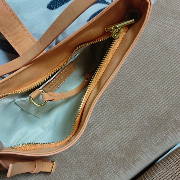 Jacquemus Handbag - Picture 6 of 8